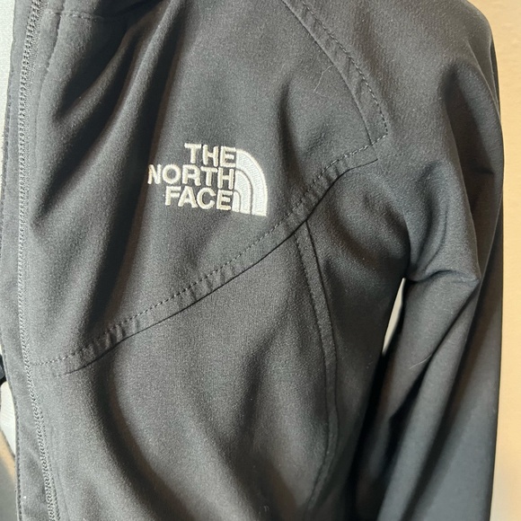 The North Face Resolve Men's Jacket - Black, Size S - Picture 4 of 8